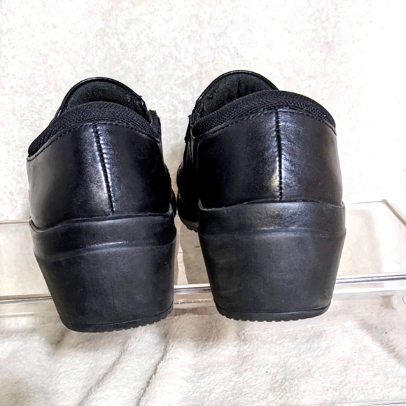 Women's Black Clarks Ultimate Comfort‎ Collection | Size 7.5 M - Picture 7 of 10